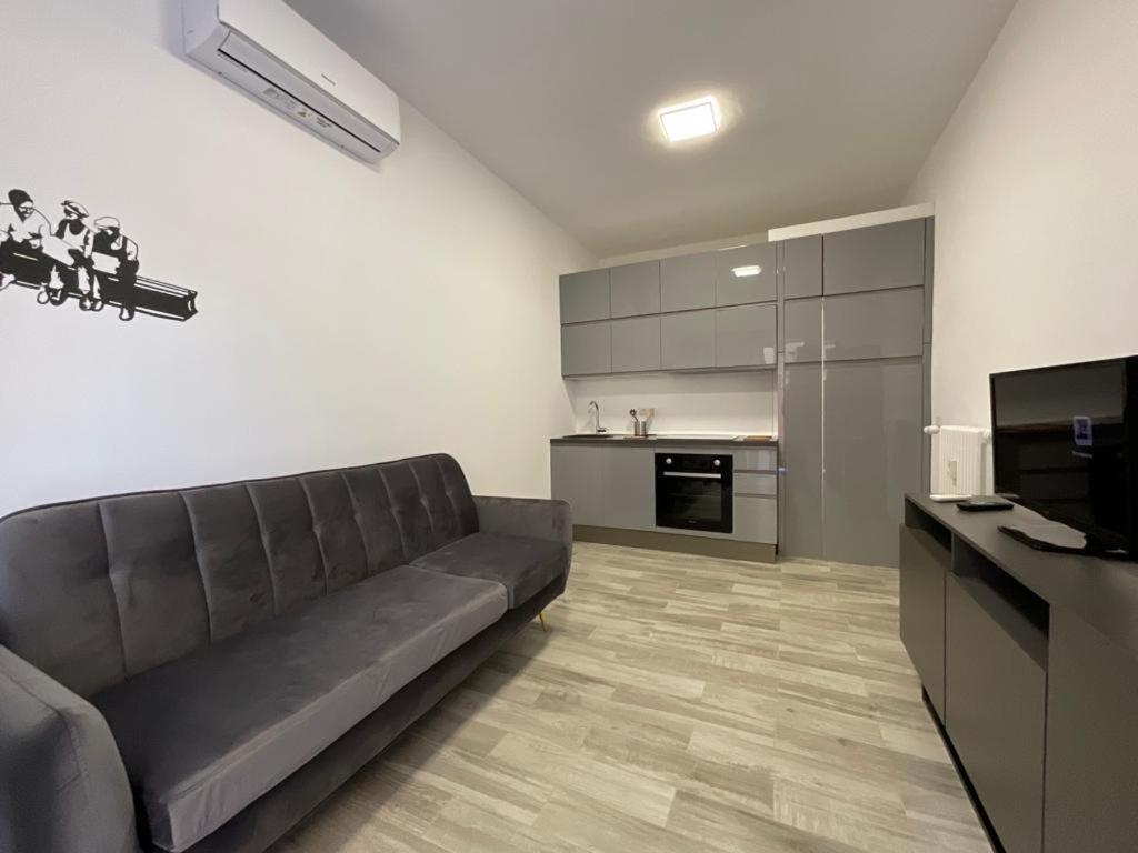 Navigli Nice Milan Apartment Buitenkant foto
